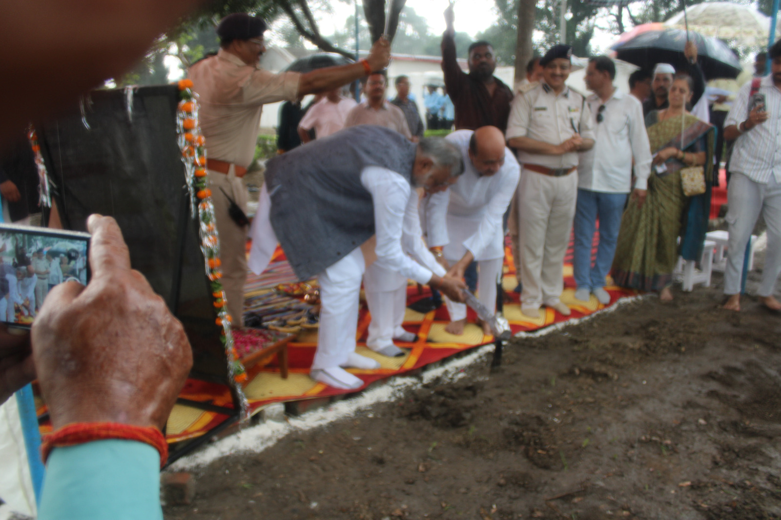 केंद्रीय जेल में एक करोड़ की लागत से बनेगा 'जवाहरलाल दर्डा सभा भवन', प्रहलाद सिंह पटेल ने किया शिलान्यास 3 1783168366 WhatsApp Image 2026 07 04 at 17.30.50